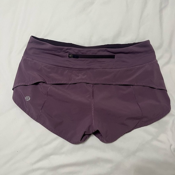 Purple lululemon speed up shorts sz4 - Picture 3 of 4